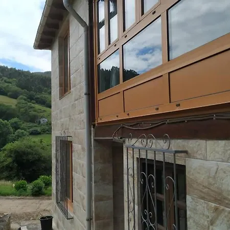 Casa Torre De Сasa de vacaciones Noriega